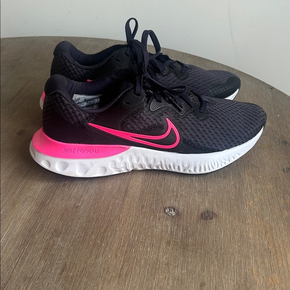 Nike Renew Blue Pink Athletic Trainer Sneakers 
Women’s size 8.5 - Picture 2 of 16